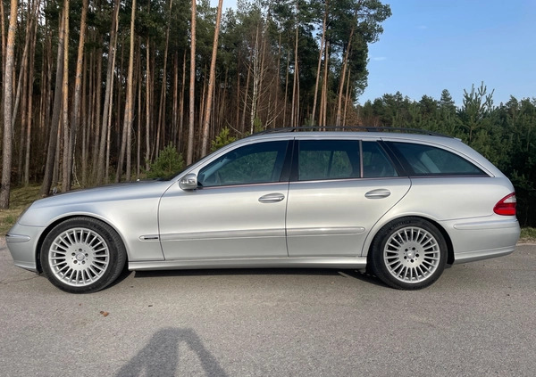 Mercedes-Benz Klasa E cena 18900 przebieg: 389000, rok produkcji 2004 z Tczew małe 56